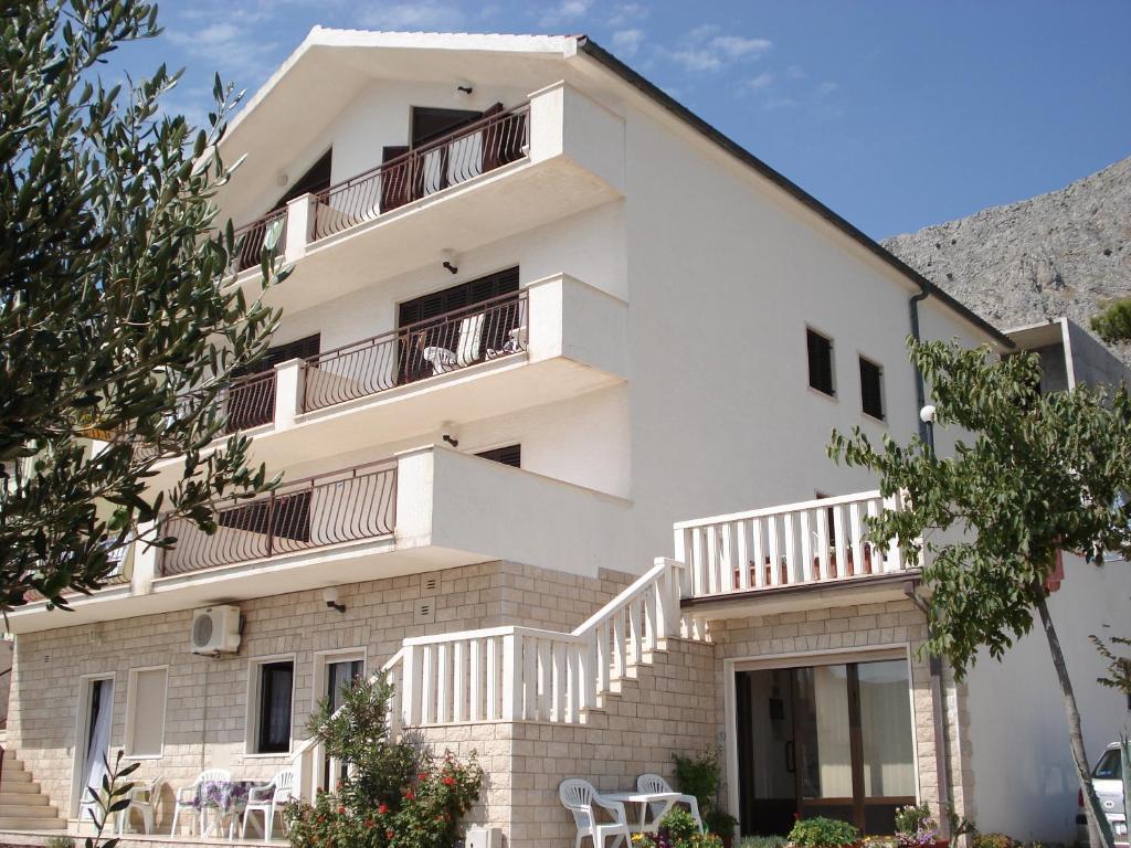 Apartments Mladina Міміце Екстер'єр фото